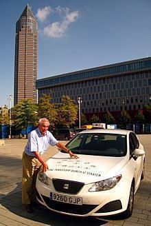 Rekordfahrt:Serienmäßiger SEAT Ibiza Ecomotive verbraucht 2,34 Liter auf 100 Kilometer. 1.910 Kilometer ohne Tankstopp. 